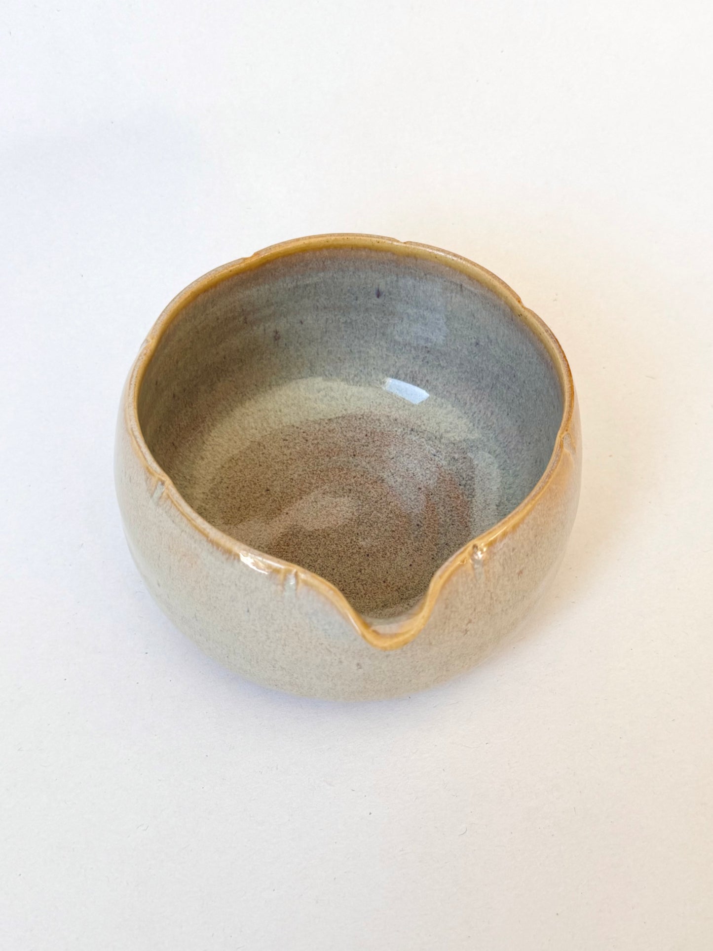 milky ice flower matcha bowl