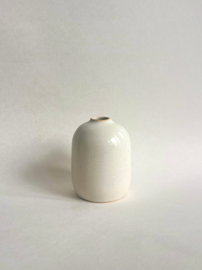 Porcelain cream vase