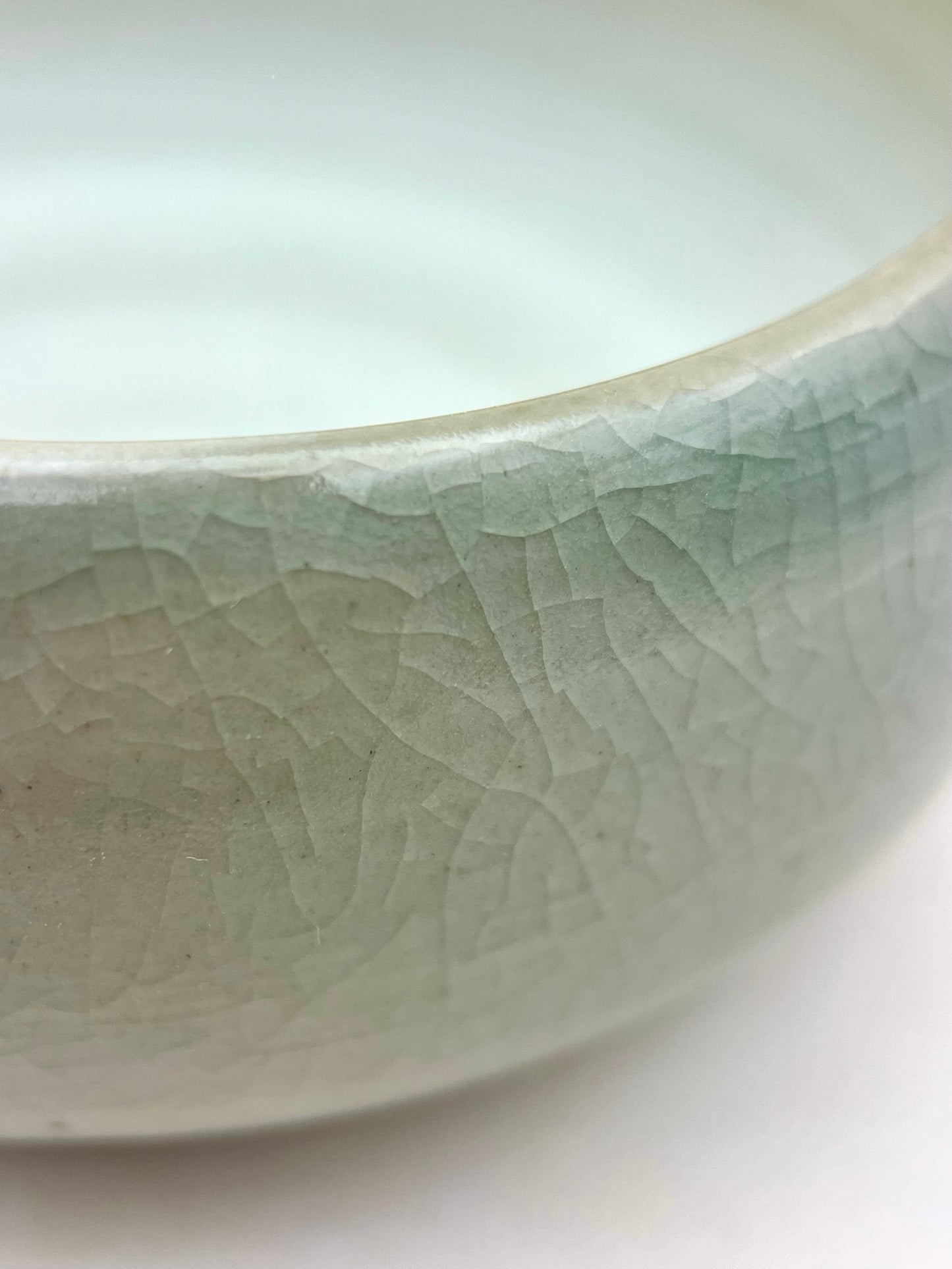 (PREORDER) Celadon snow donut bowl