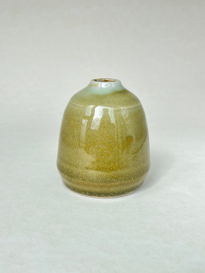 Green tea dust bud vase