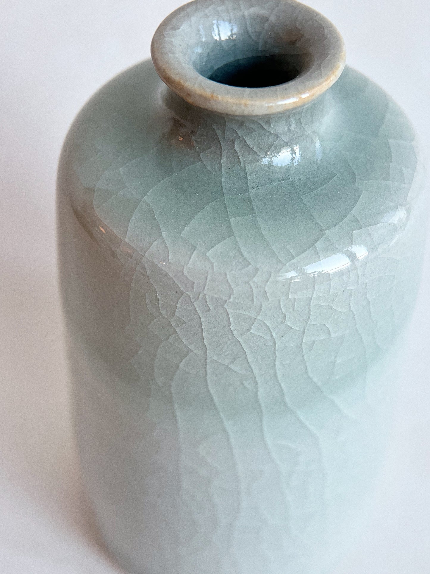 Celadon vase l