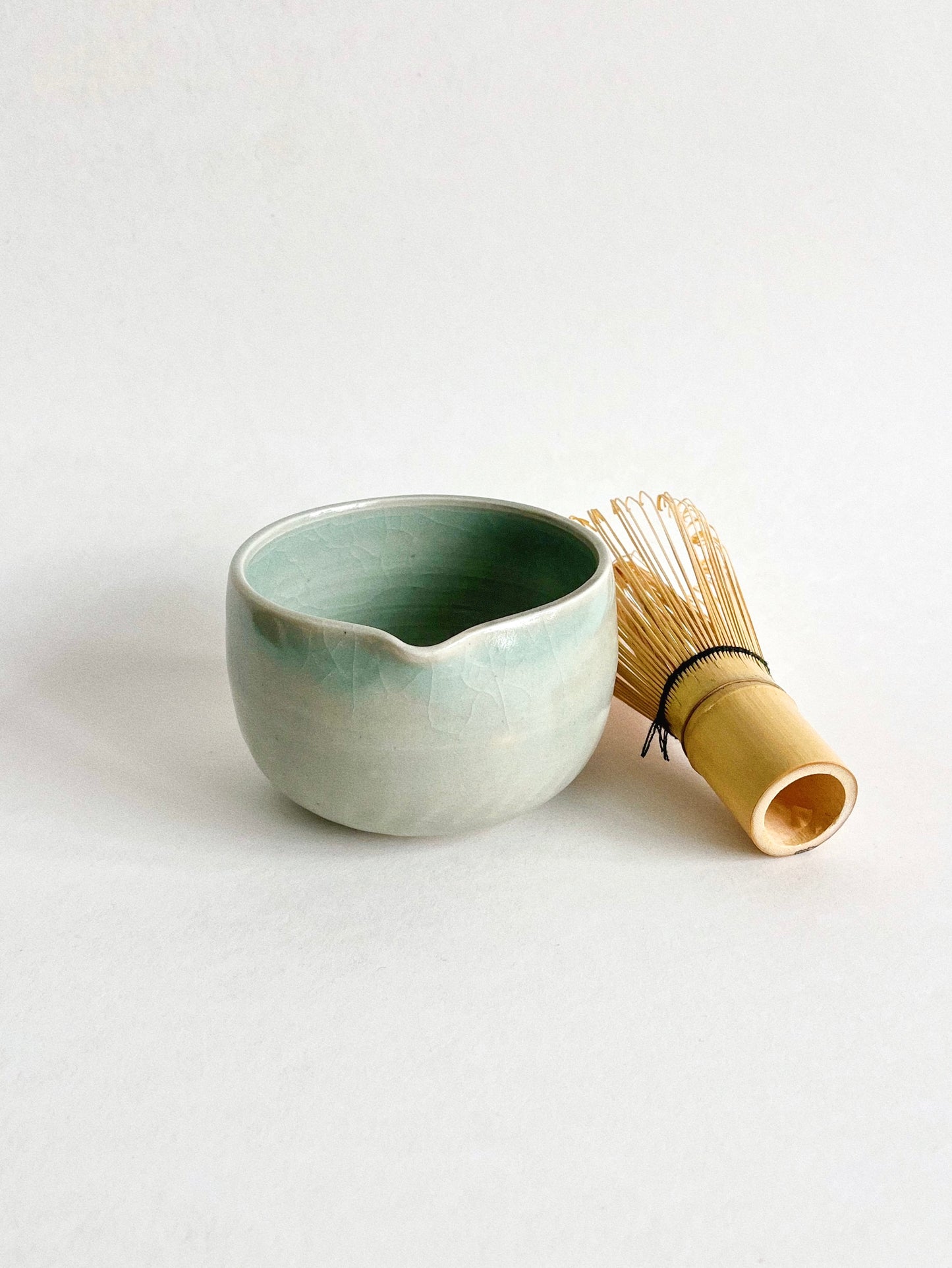 (PREORDER) Porcelain celadon matcha bowl