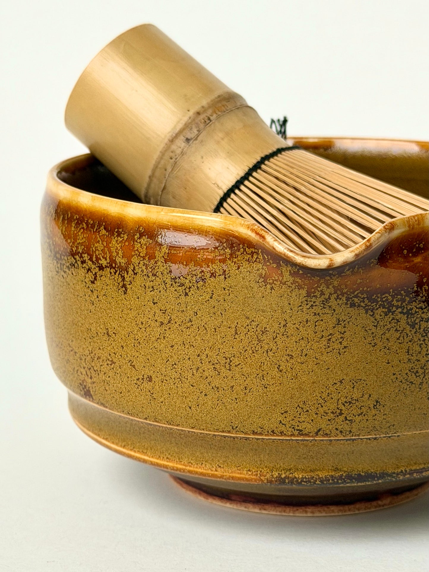 honey amber matcha bowl