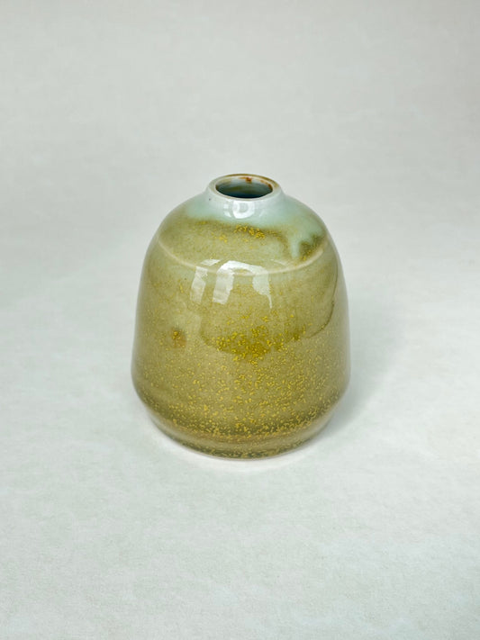 Green tea dust bud vase