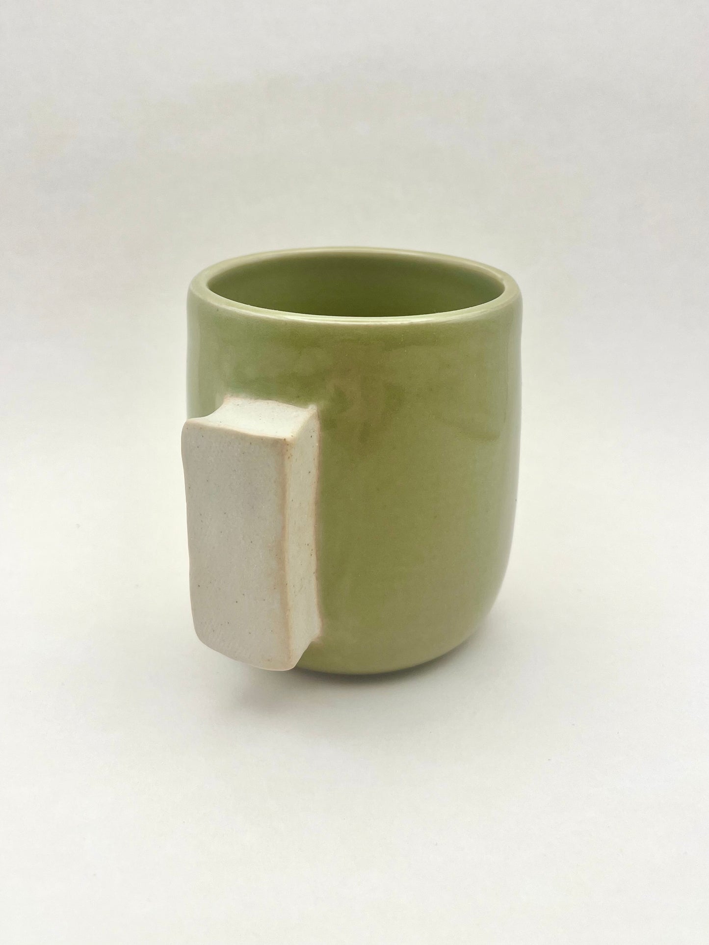 Porcelain kiwi grippy mug