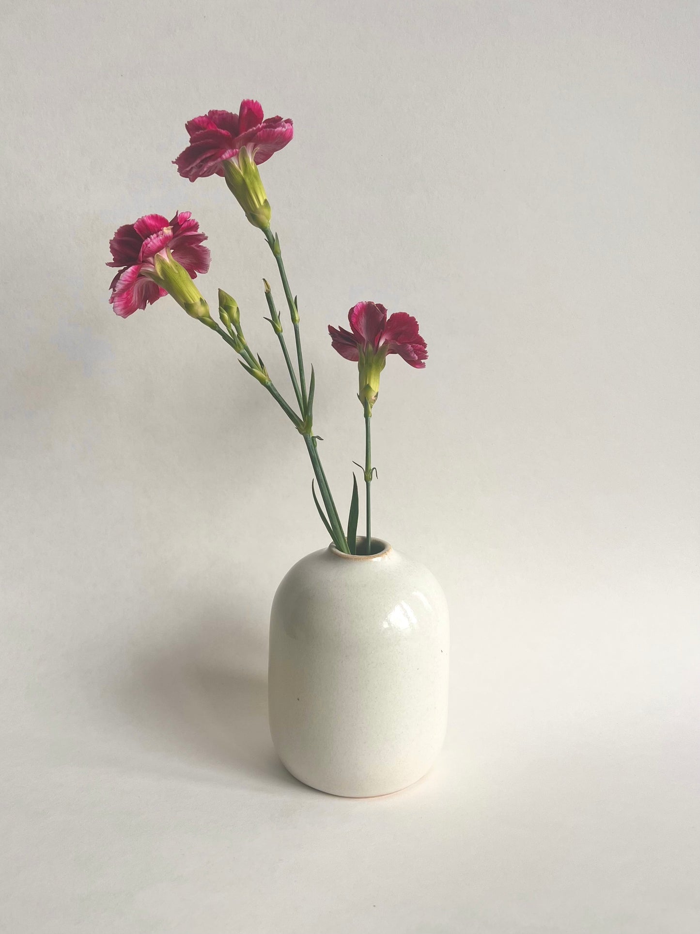 Porcelain cream vase