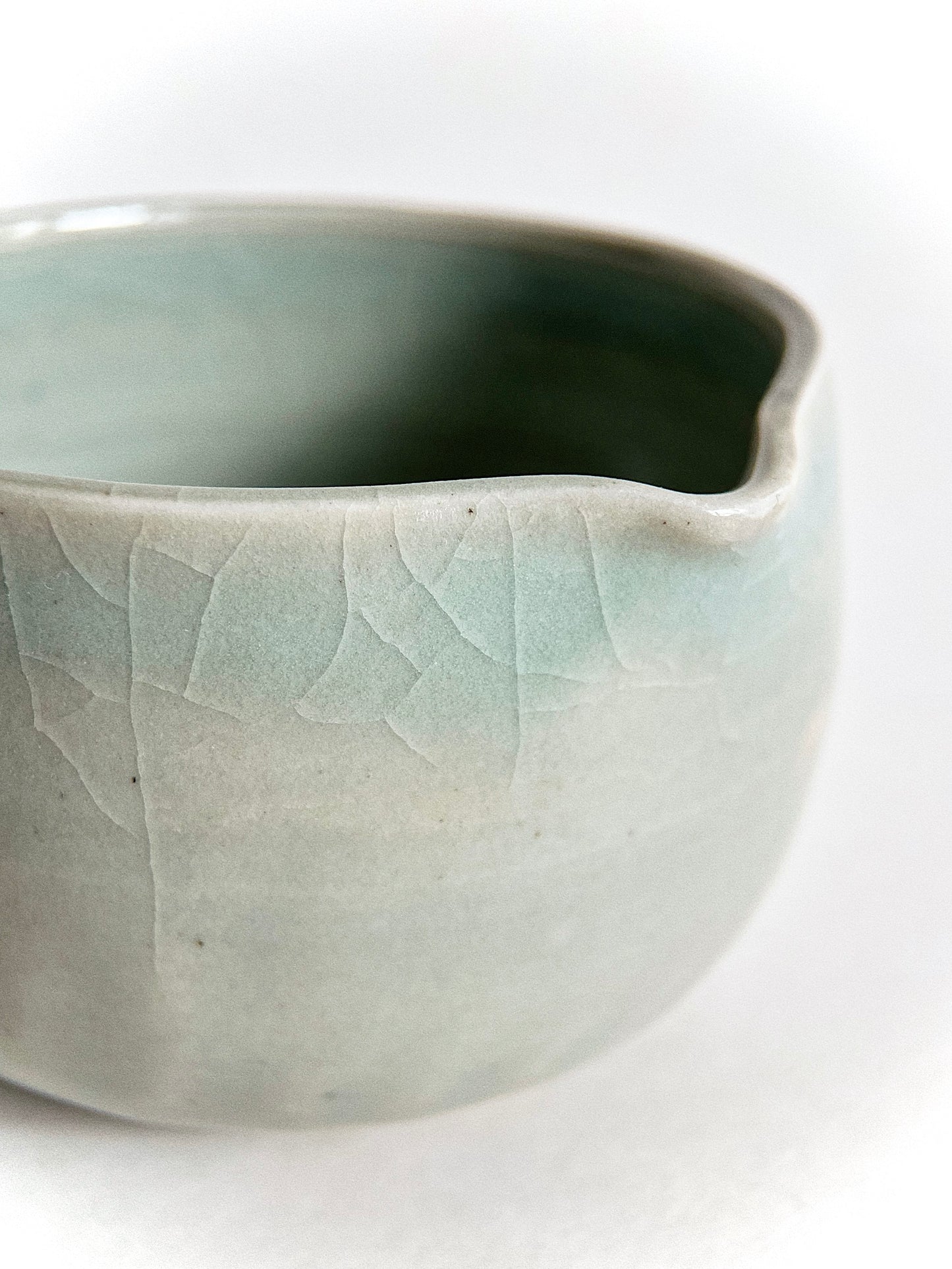 (PREORDER) Porcelain celadon matcha bowl