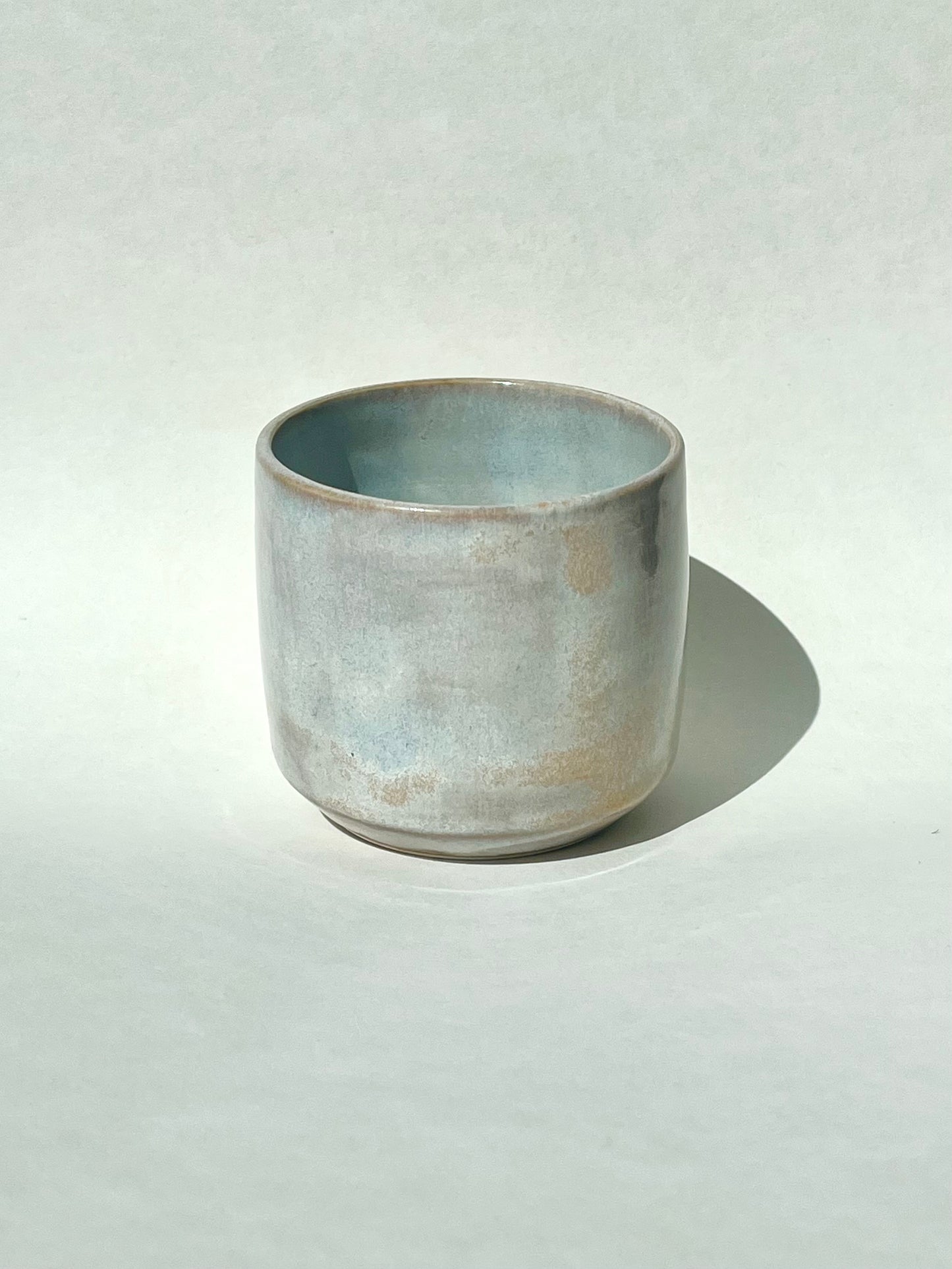 Porcelain cup ll